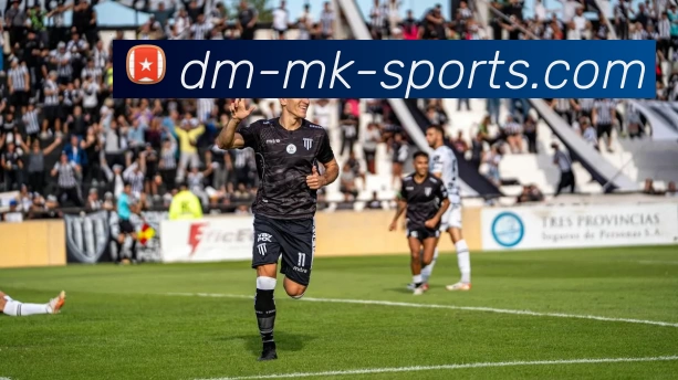 深入分析杭州排球队与武汉排球队赛后配合策略与表现的复盘总结